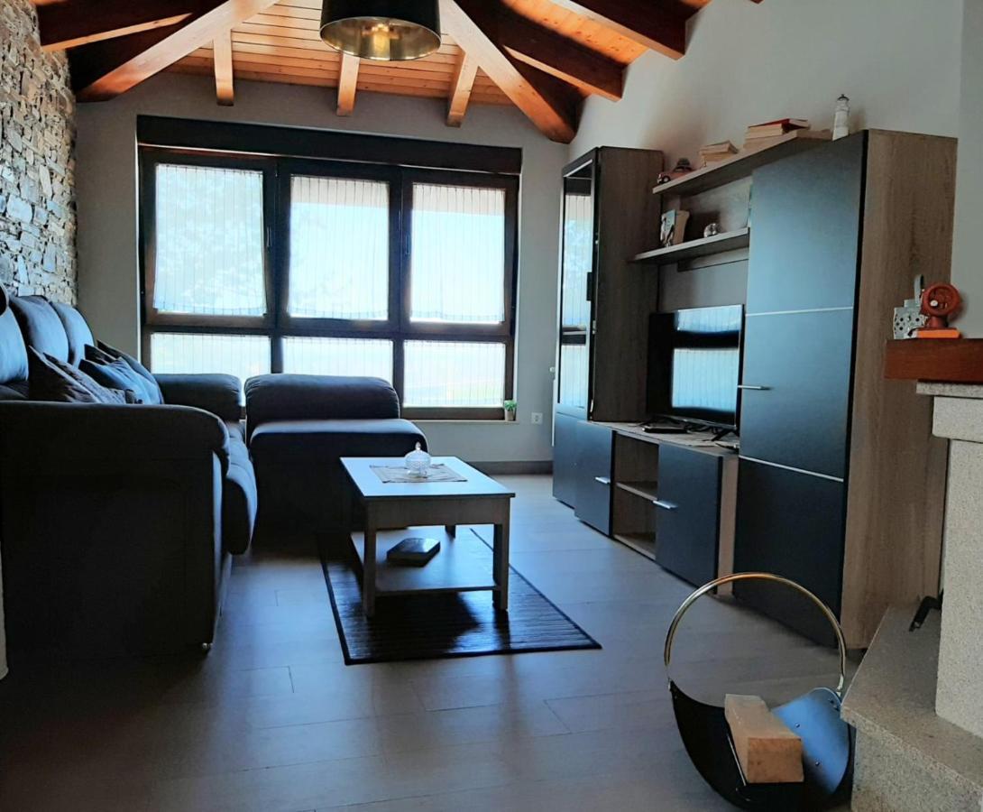Vivienda Turistica Villa A Madanela Екстериор снимка