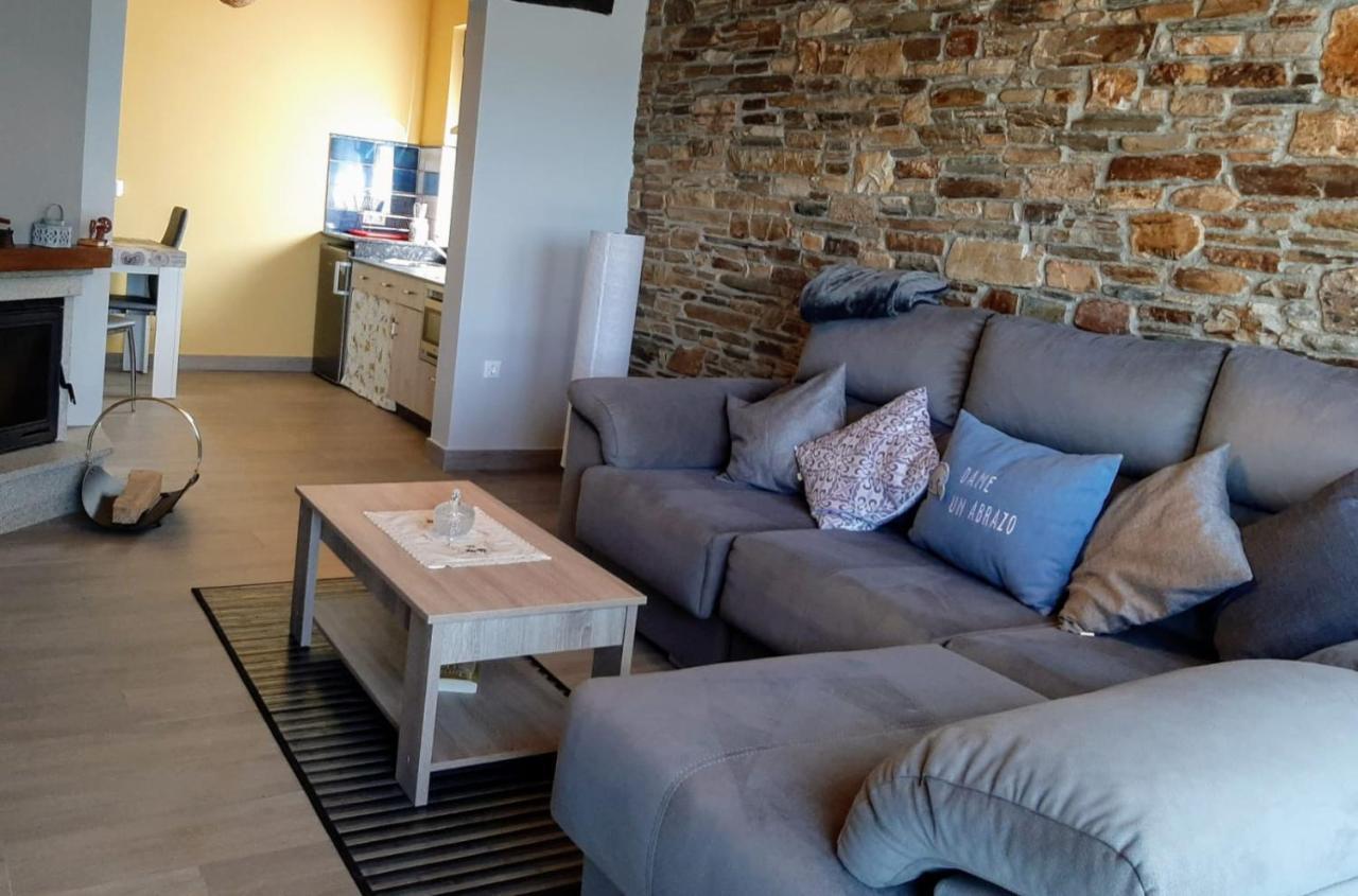Vivienda Turistica Villa A Madanela Екстериор снимка