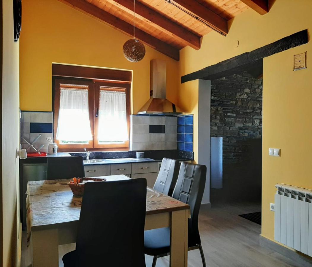 Vivienda Turistica Villa A Madanela Екстериор снимка